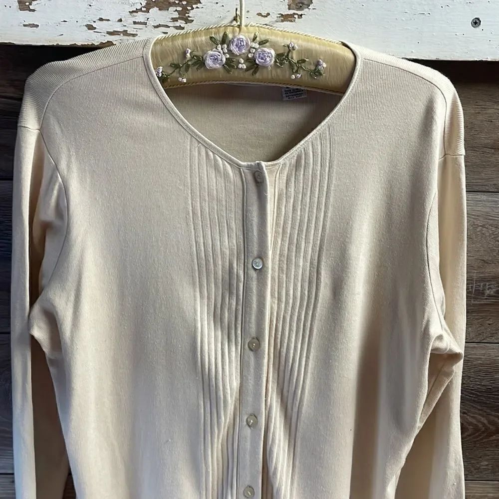 JACLYN SMITH Ladies Button Up Long Sleeve, Cardigan Blouse Ladies Size Large Tan
